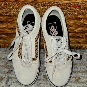 Vans Women's Cream and Leopard Sneakers
